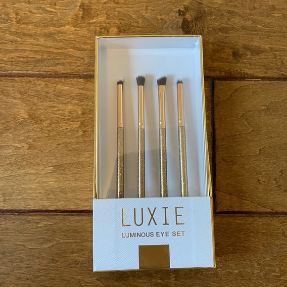 Anthropologie Luxie luminous eye brush set - Picture 2 of 3